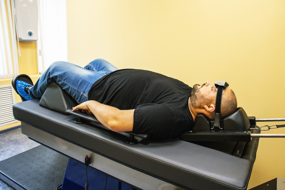 Featured image for What Is Spinal Decompression Therapy? 